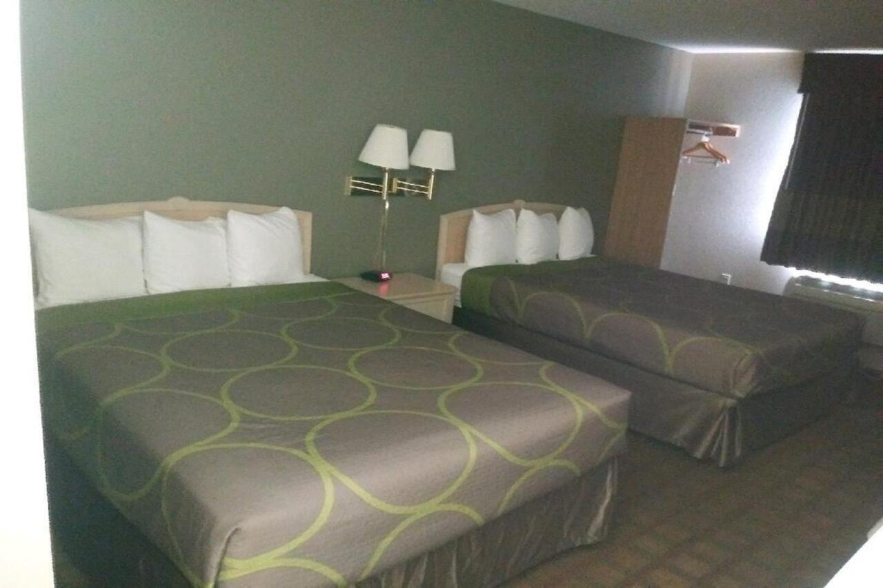 Super 8 By Wyndham Albuquerque West/Coors Blvd Ξενοδοχείο Εξωτερικό φωτογραφία