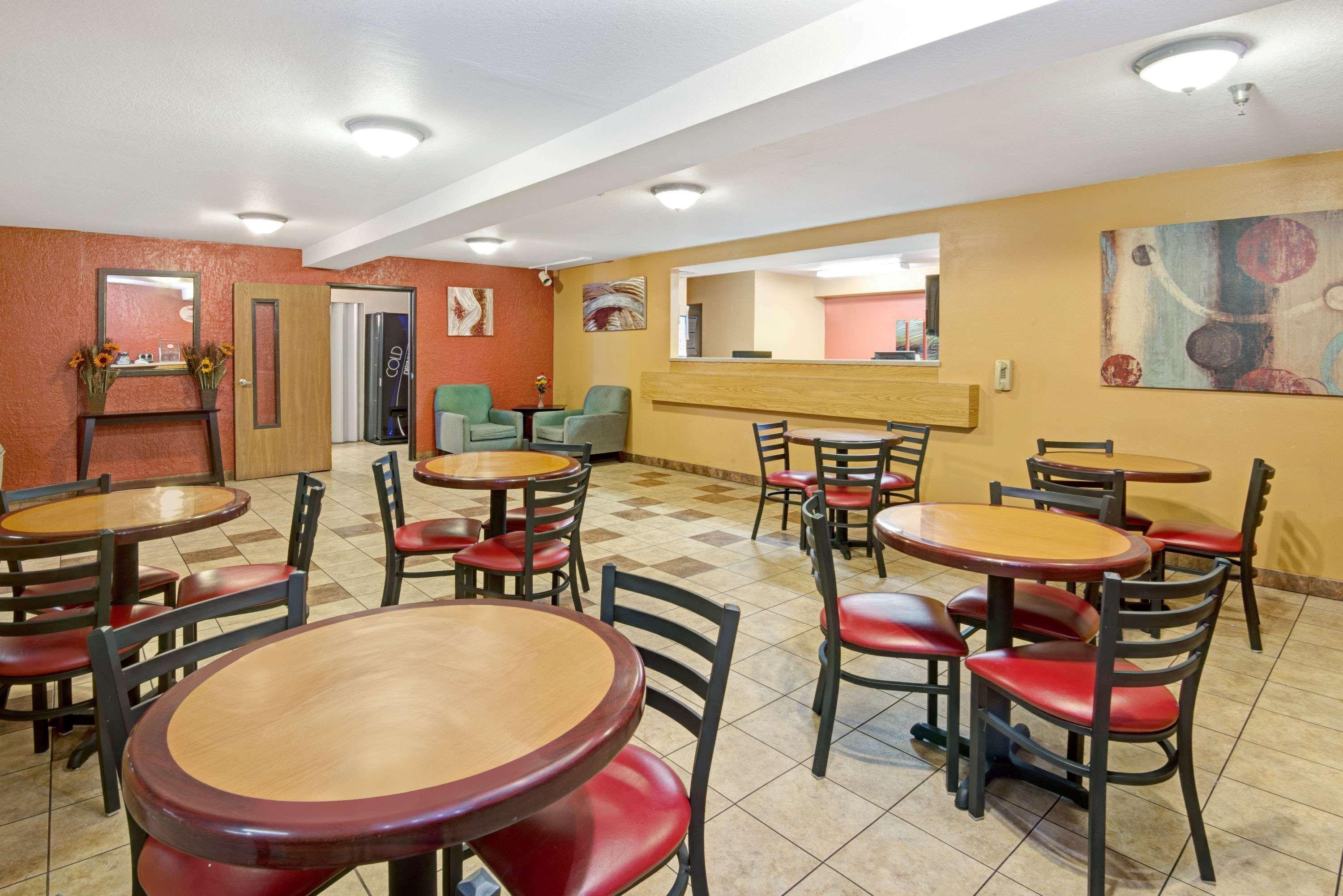 Super 8 By Wyndham Albuquerque West/Coors Blvd Ξενοδοχείο Εξωτερικό φωτογραφία