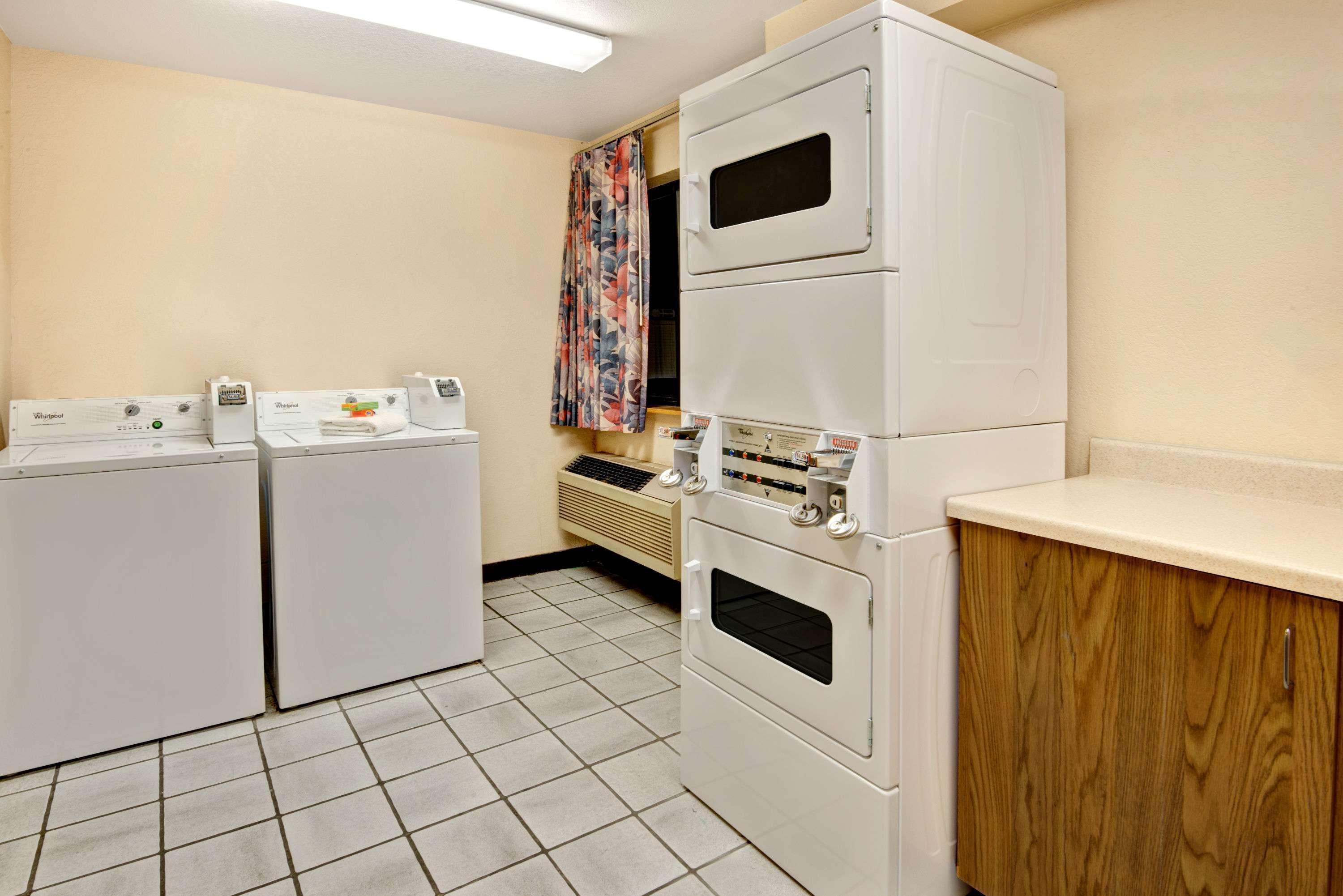 Super 8 By Wyndham Albuquerque West/Coors Blvd Ξενοδοχείο Εξωτερικό φωτογραφία