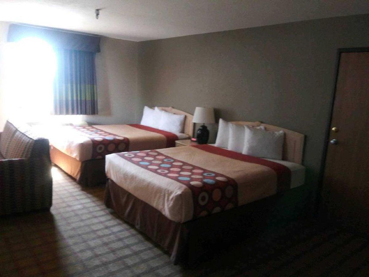 Super 8 By Wyndham Albuquerque West/Coors Blvd Ξενοδοχείο Εξωτερικό φωτογραφία