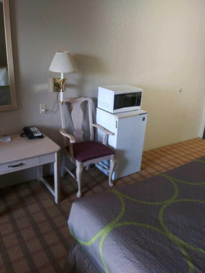 Super 8 By Wyndham Albuquerque West/Coors Blvd Ξενοδοχείο Εξωτερικό φωτογραφία